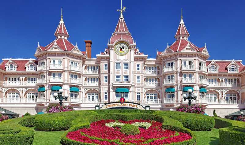 Pariz sa Disneylandom, 5 dana zrakoplovom (M)
